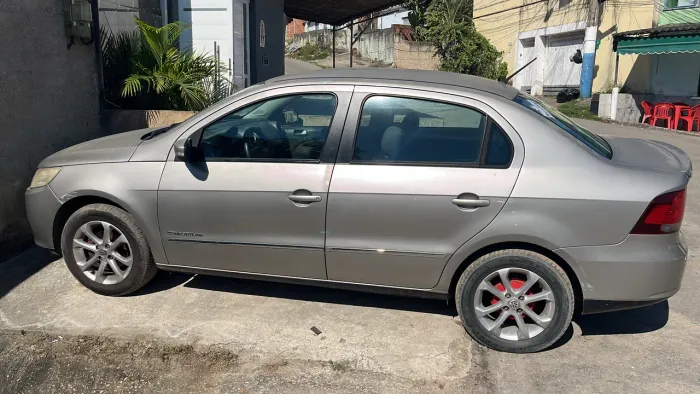 Volkswagen Voyage Comf/highli. 1.6 MI T.flex 8V 4P 2011
