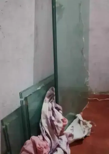 Janela e porta de vidro