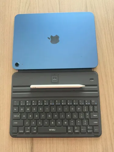 iPad 11