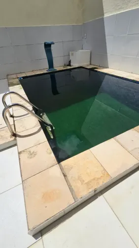 Alugo casa condomínio fechado c/3 quartos - C- piscina e churrasqueira privativa - Res.Pin