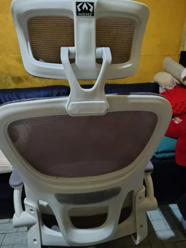 Cadeira Mienz com rodizios