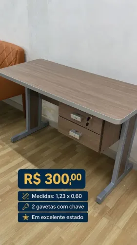 MESA DE ESCRITORIO