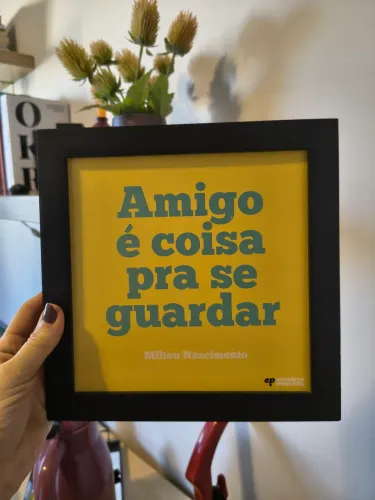 Quadro decorativo com frase 