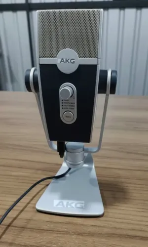Microfone AKG Lyra condensador usb