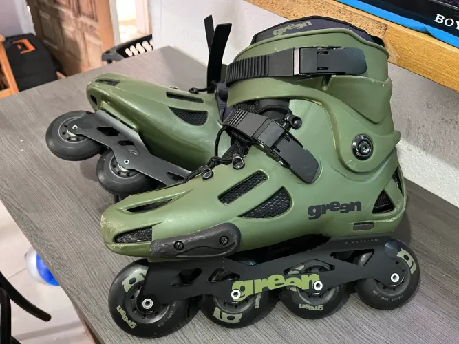 Vende-se patins