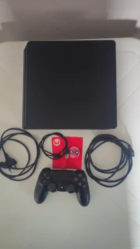 Ps4 Slim 1TB revisado e limpo em 07/08/26