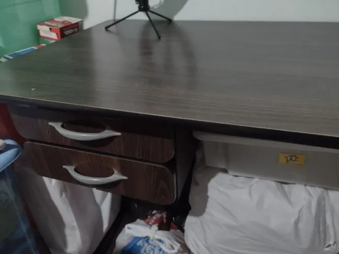 Mesa de escritório semi-novo oportunidade