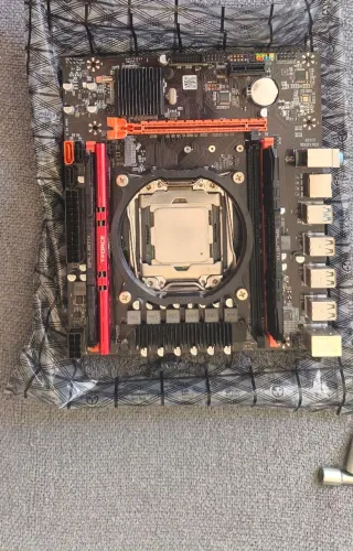 Kit xeon com processador, placa mãe, Air cooler e 3 pentes de memória ram