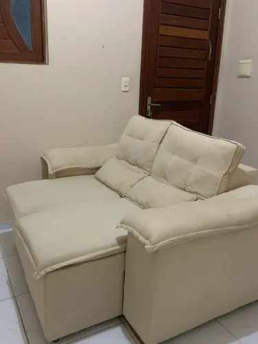 Sofá modelo Netflix bege 