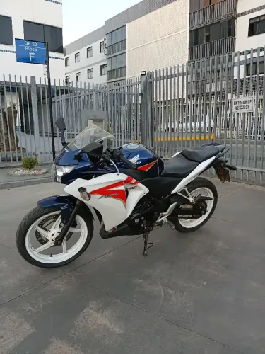 Honda Cbr 250r HRC