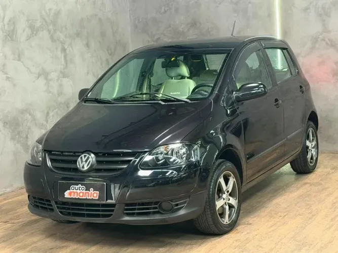 Volkswagen Fox 1.0 MI Total Flex 8V 5P 2010