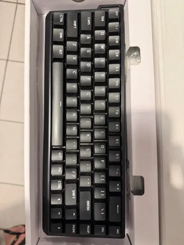 Teclado Magnético Madlions 68HE + mousepad gigante
