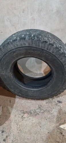 Pneus de caminhonete