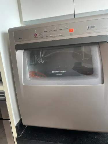 Máquina de lavar louça Brastemp 8 serviços 