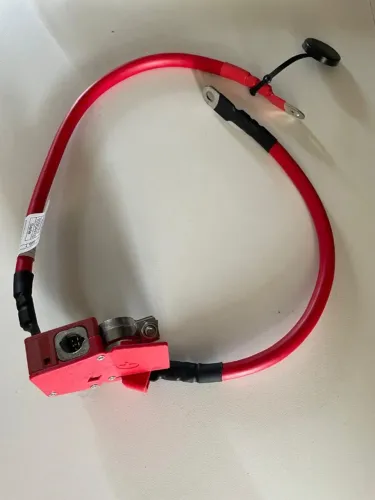 Conector Cabo Terminal Positivo Bateria Bmw 61129259425 | Compatível com BMW Serie 