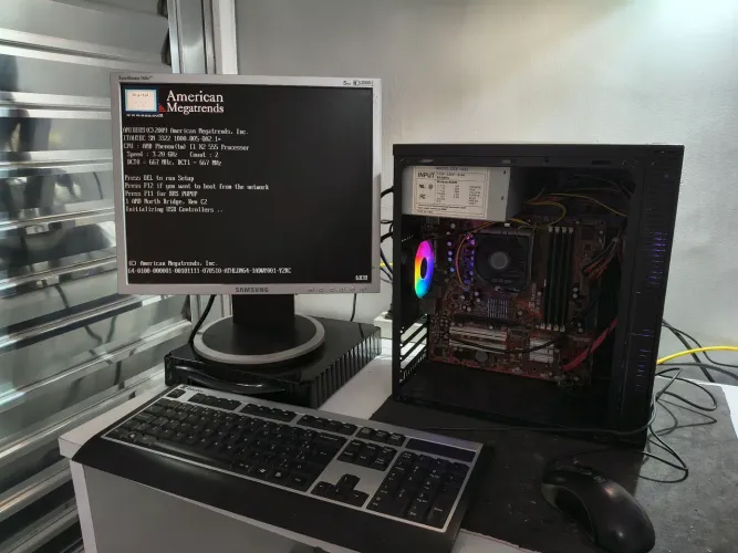 PC AMD Phenom II X2 3.2GHz | 8GB RAM | SSD Lenovo 120GB | Monitor + Teclado e Mouse