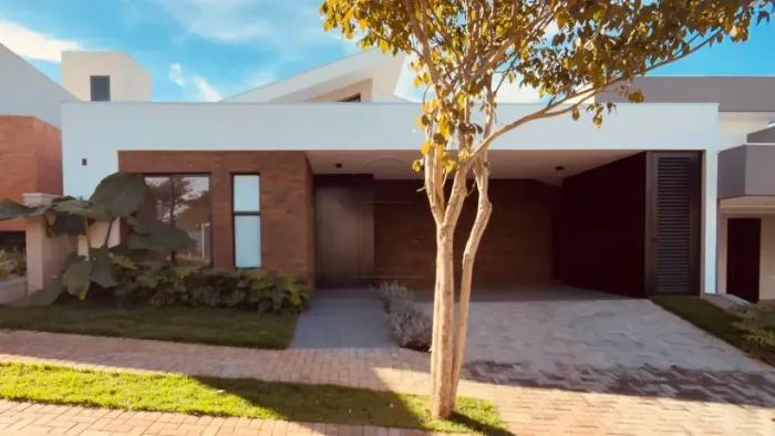 CASA À VENDA NO CONDOMÍNIO HAYASHI, 4 SUÍTES, MARINGÁ/PR