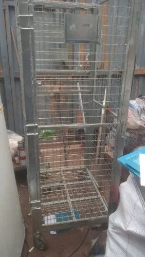 Gaiola Aramada Logística com Rodízios - Roll Container em Excelente Estado