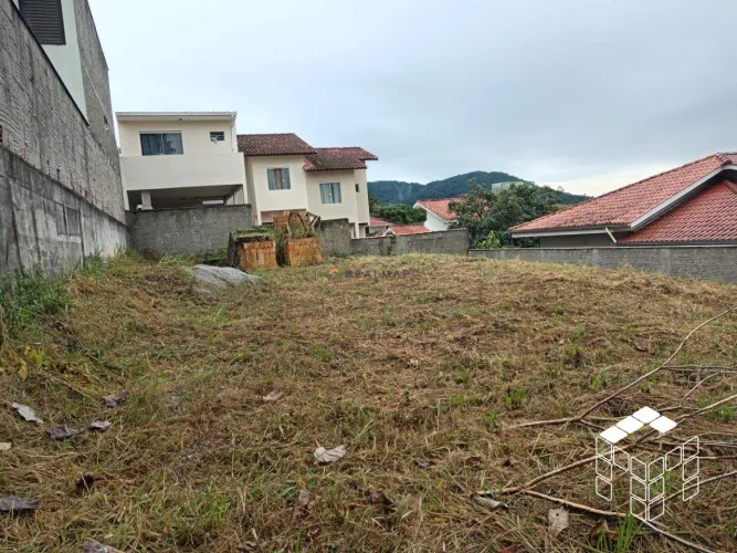 TERRENO À VENDA NO BAIRRO REAL PARQUE, SÃO JOSÉ - SC. REF: 1955399