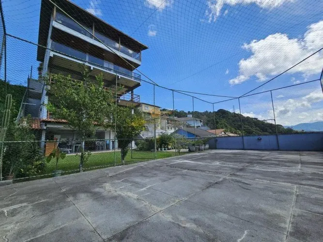 Casa em Condomínio para Venda em Teresópolis, Várzea, 3 dormitórios, 2 suítes, 5 banheiros