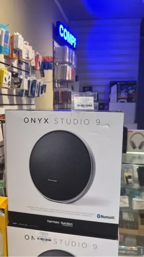 Caixa ONYX STUDIO 9 HARMAN KARDOM
