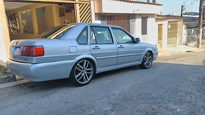 Volkswagen Santana 1.8 MI (álcool) 1999
