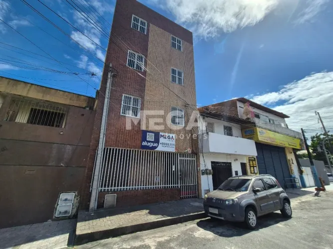Apartamento com 2 quartos no bairro de Bela Vista em Fortaleza, CE