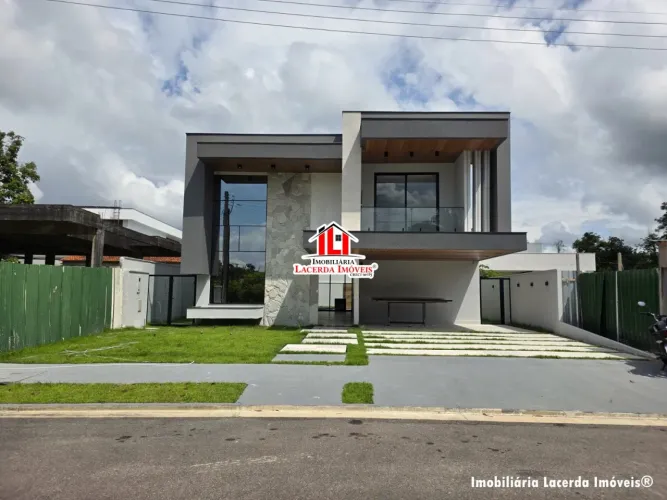 Mansão no Alphaville 371m² 4 Suítes, Sistema Solar, Piscina, Toda Climatizada