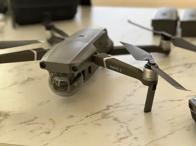 Drone DJI Mavic 2 Pro original - Fly more combo (4 baterias) + 3 carregadores