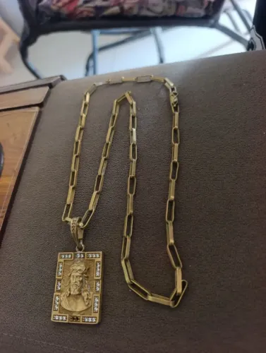 Cordão de moeda antiga