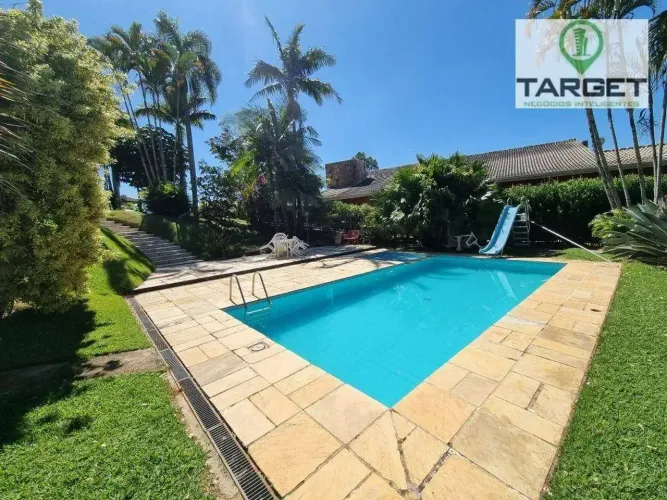 Casa com 4 dormitórios para alugar, 300 m² por R$ 10.142/mês - Porto de Ibiúna/SP
