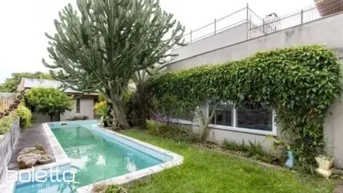 Casa para locação de 450m2, R$ 15.800,00 no bairro Cristal