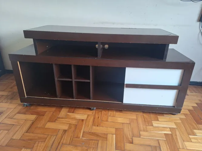 Rack com divisórias 