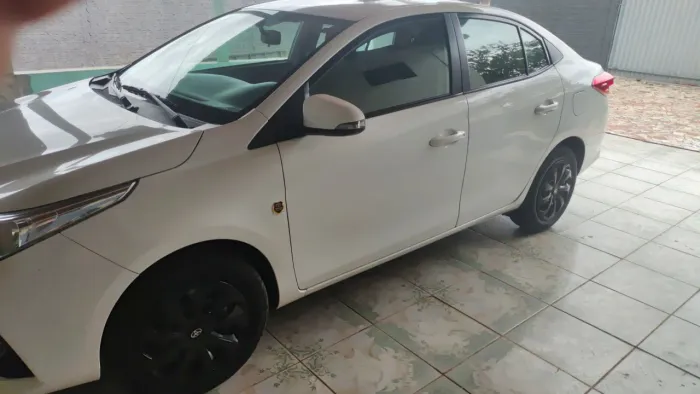 Toyota Yaris XL Sedan 1.5 Flex 16V 4P Aut. 2023