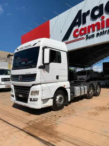VOLKSWAGEN Meteor 29.520 6x4 2p (diesel)(E5)