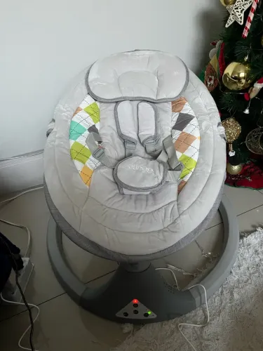 Cadeira de balanço bebê