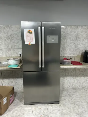 Vende-se geladeira Brastemp