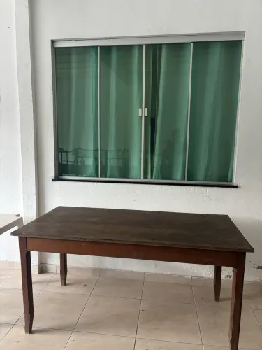 Mesa de mogno