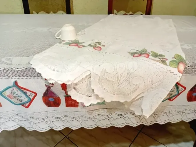 Cortinas ou toalhas de cozinha