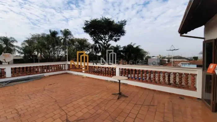 Casa sobrado à venda Av. Presidente Vargas - Indaiatuba/SP.