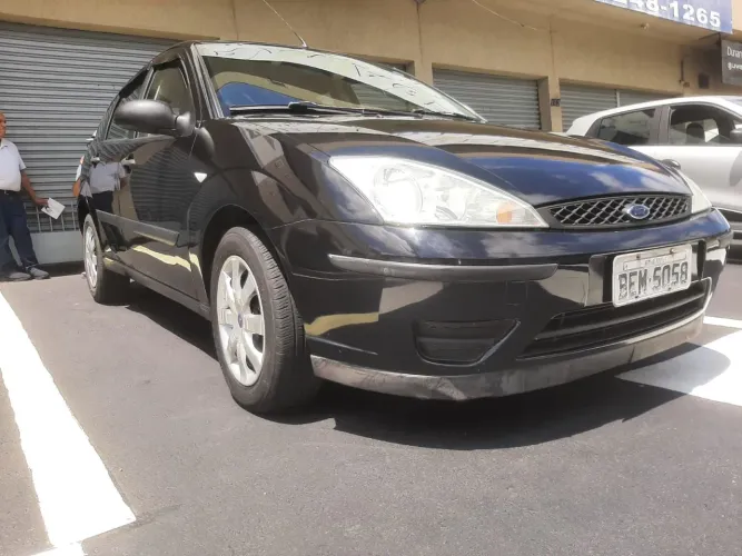 Ford Focus 1.6 S/se/se Plus Flex 8v/16v 5P 2009