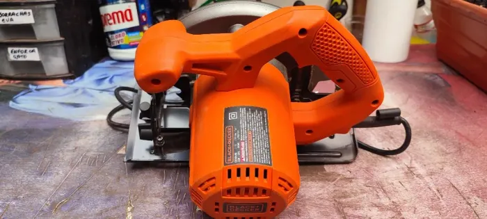 OPORTUNIDADE - Serra Circular Black+Decker CS 1024-B2 184mm 7 1/4" Potência 1500W e 220V