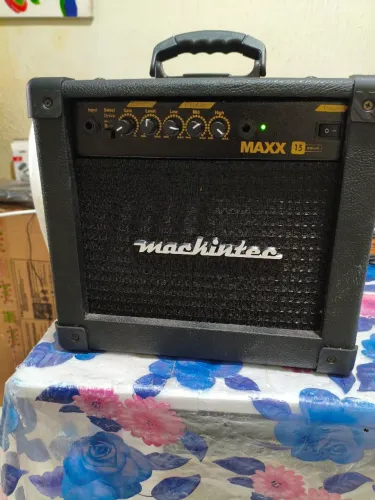 Cubo Para Violão/Guitarra MACKINTEC MAXX 15