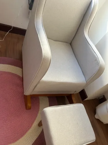 Vendo poltrona de amamentação 