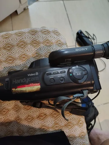 Filmadora Sony Handycam CCD-FX300BR Video 8 - Para Conserto / Peças / Decoração"