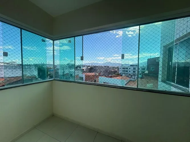 Apartamento com 3 Quarto(s) e 2 banheiro(s) para Alugar, 105 m² por R$ 1500 / Mês