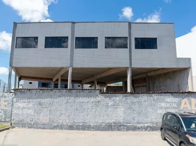ALUGA-SE: Prédio Comercial de Alto Padrão no Giradouro do Geisel (Cajueiro)