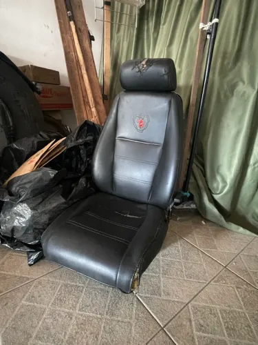 Vendo banco para caminhão 