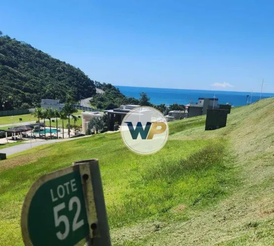 Terreno à venda, 658 m² por R$ 2.354.000,00 - Praia do Estaleirinho - Balneário Camboriú/S