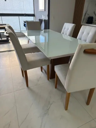 Mesa 6 lugares + cadeiras